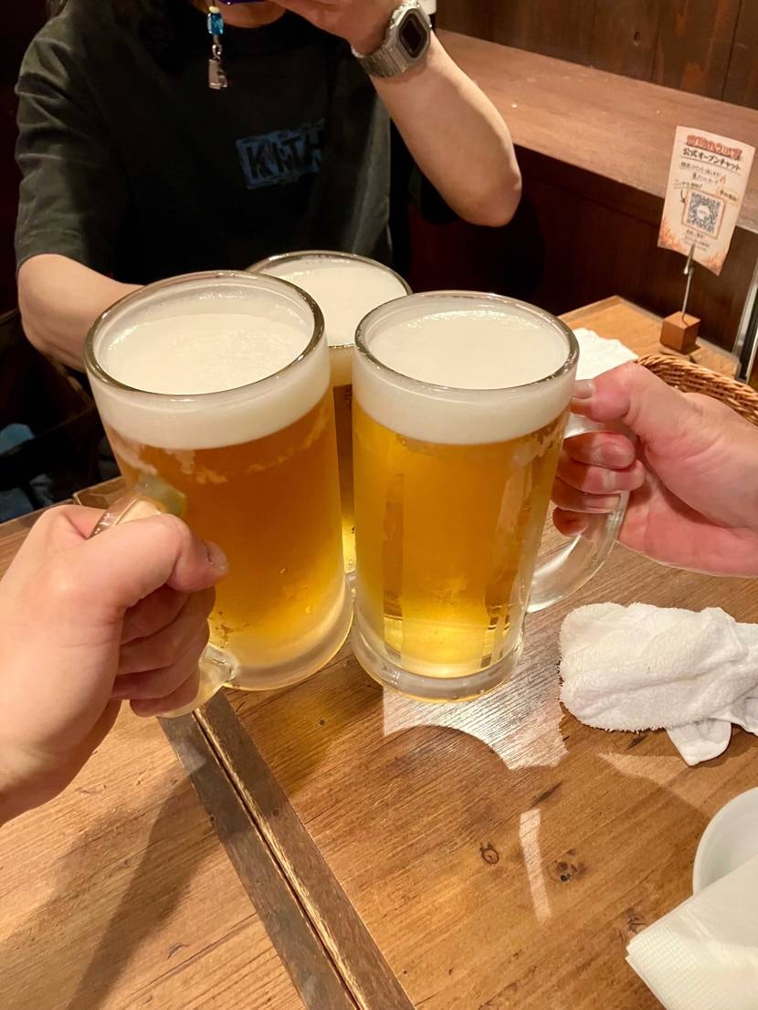 アデクト長時間履いてたら土踏まずピキって来ちゃった
それに