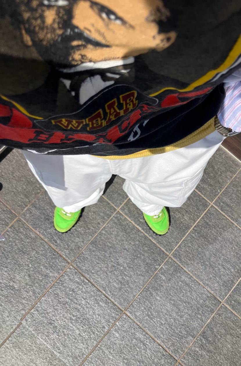 満開〜散り始めといったところですね
人は桜とか花火とか儚さ