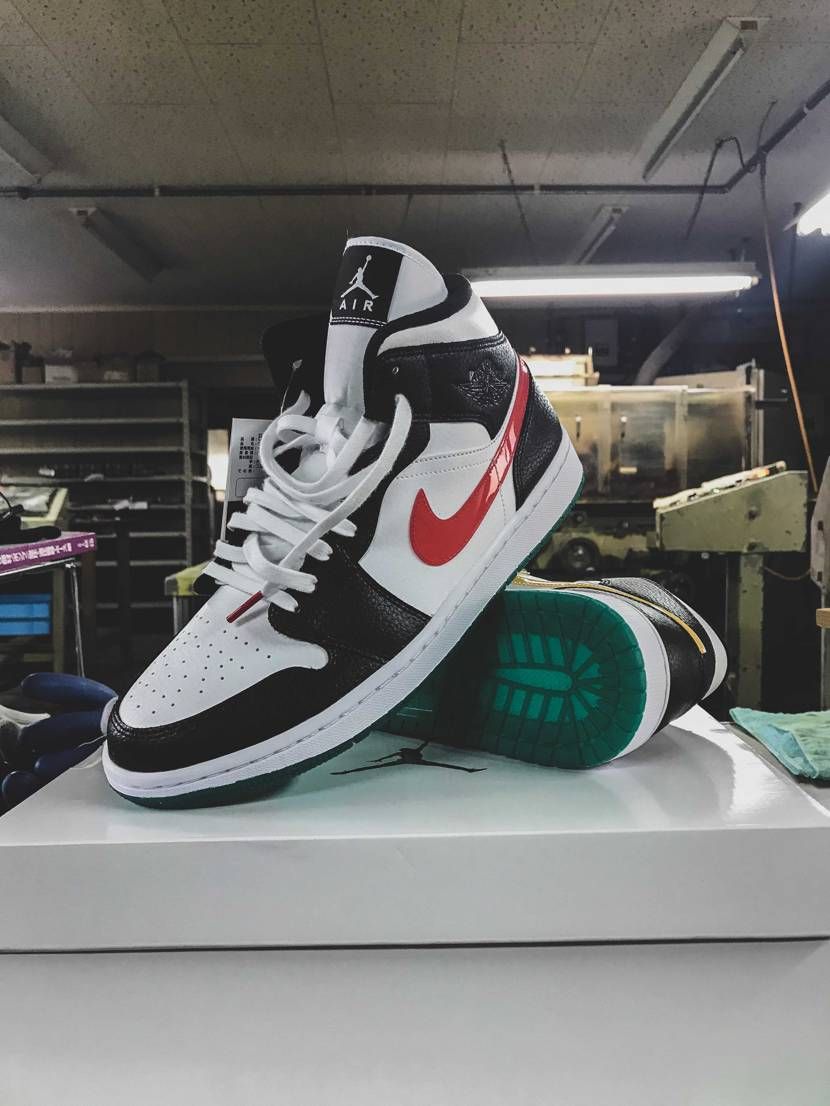 WMNS AJ1MID
before→after
ティファニー風