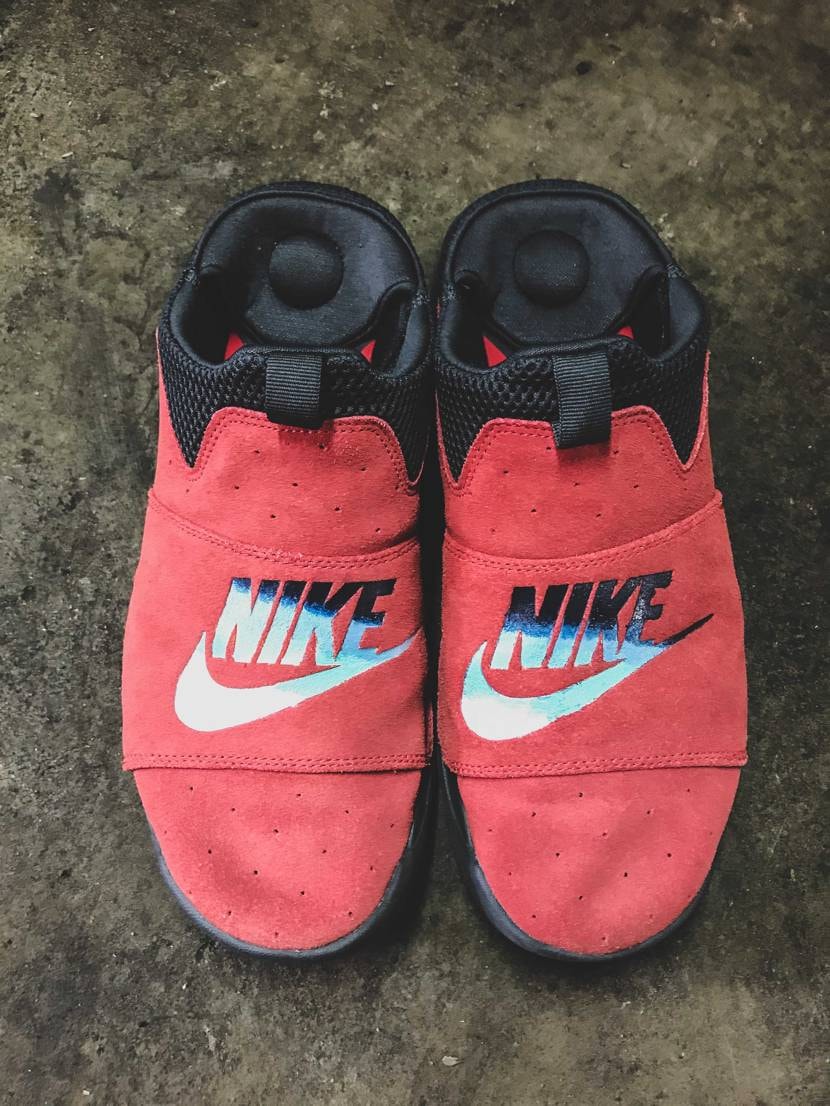 ベナッシスリップカスタム
before→after
ロゴ