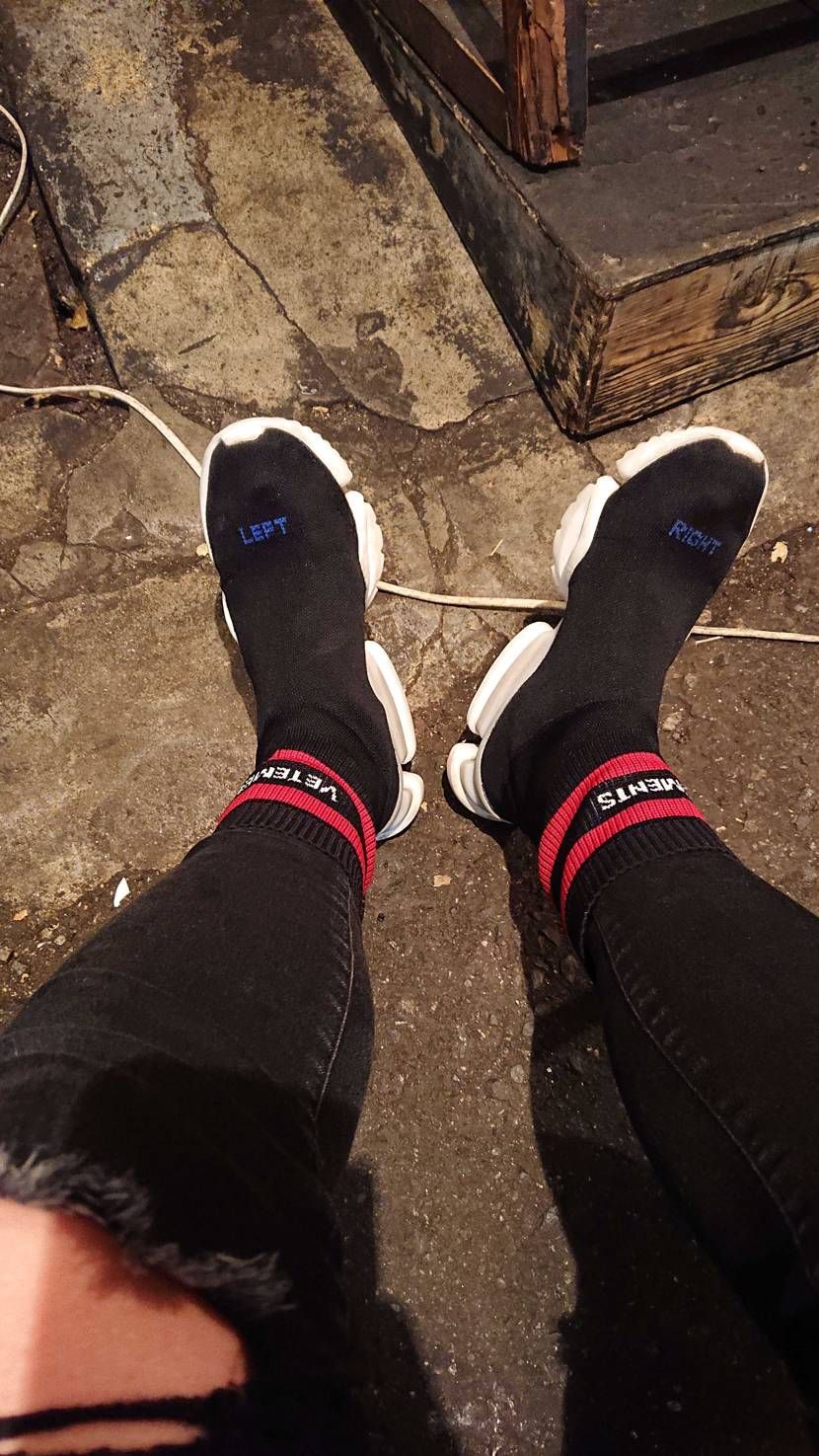 好き嫌い別れるタイプの靴かな...
Reebok信者の自分としてはめちゃくちゃお