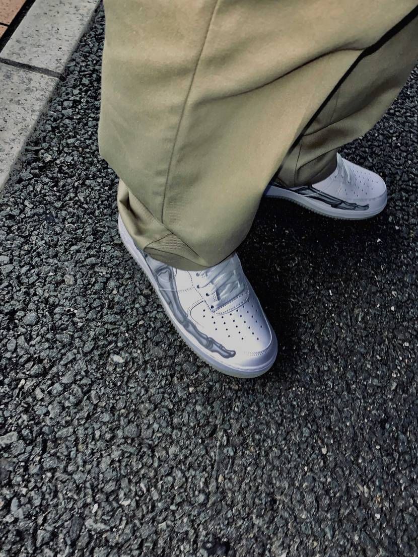 スケルトン白人気あるんですかね？