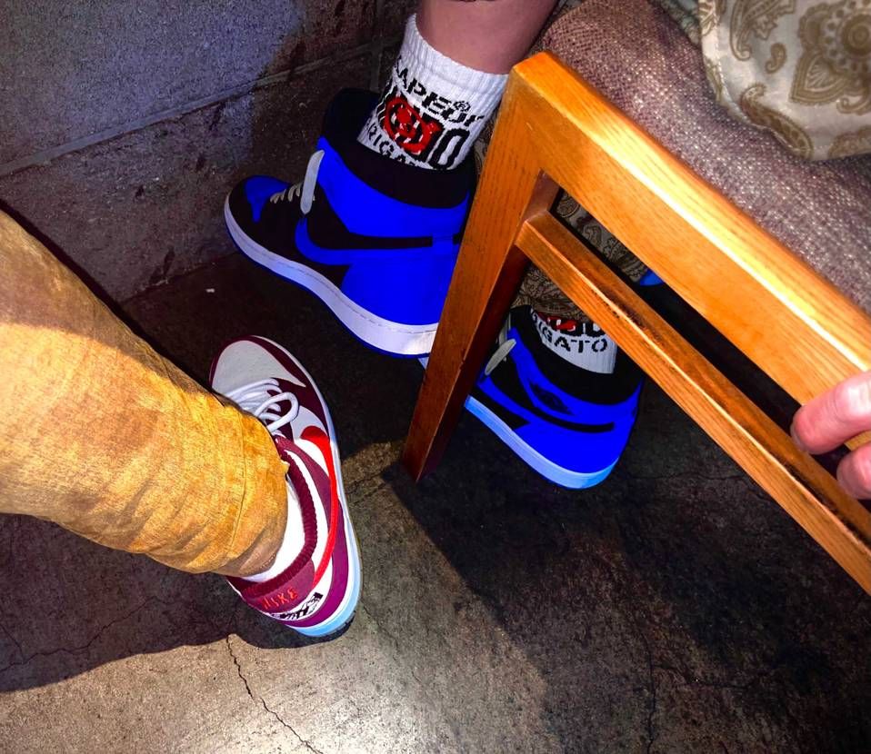 友達と会ったら友達もNIKEだった
2人ともモコモコの靴