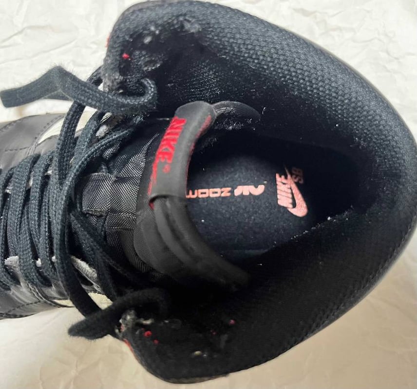 AJ1にSBのインソール入れた😤
ちょっとキツくなった感したんで新品紐入れて