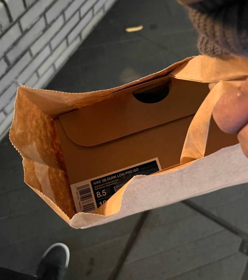 投稿とか見てたら欲しくなったんで仕事帰りにスケショ行って買っ