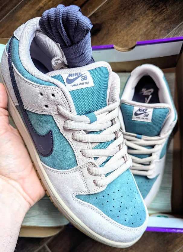 ミネラルスレートの画像拾ってきた🥺
お外で見ると白に近くて