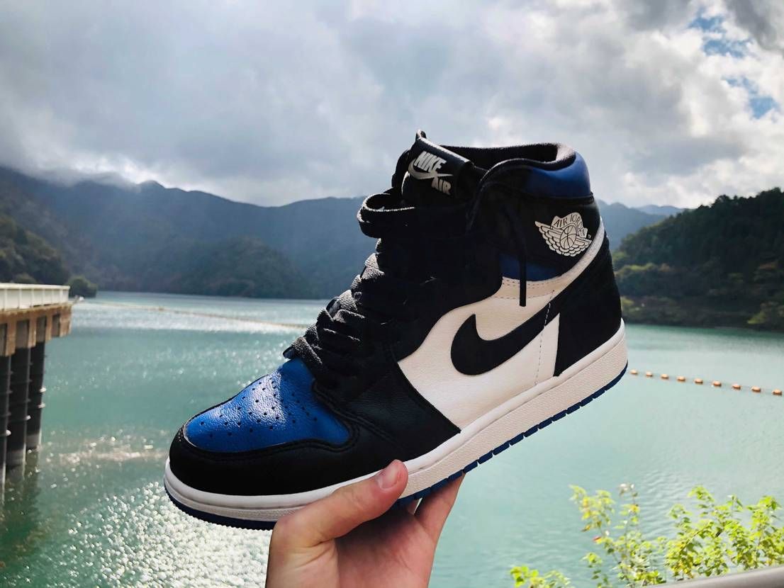 一人旅したくなって奥多摩湖に来ました。
彼女や友達と出掛けるのも楽しいですが、