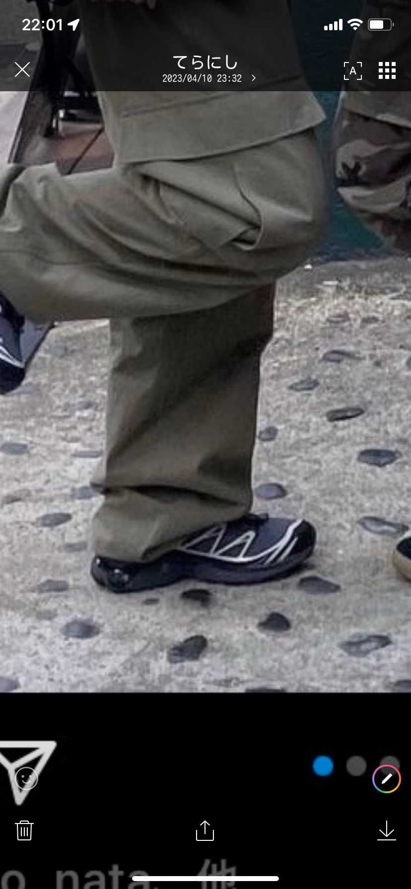 有識者様！教えて下さい！！
写真のSALOMONの品番を教えて欲しいです！