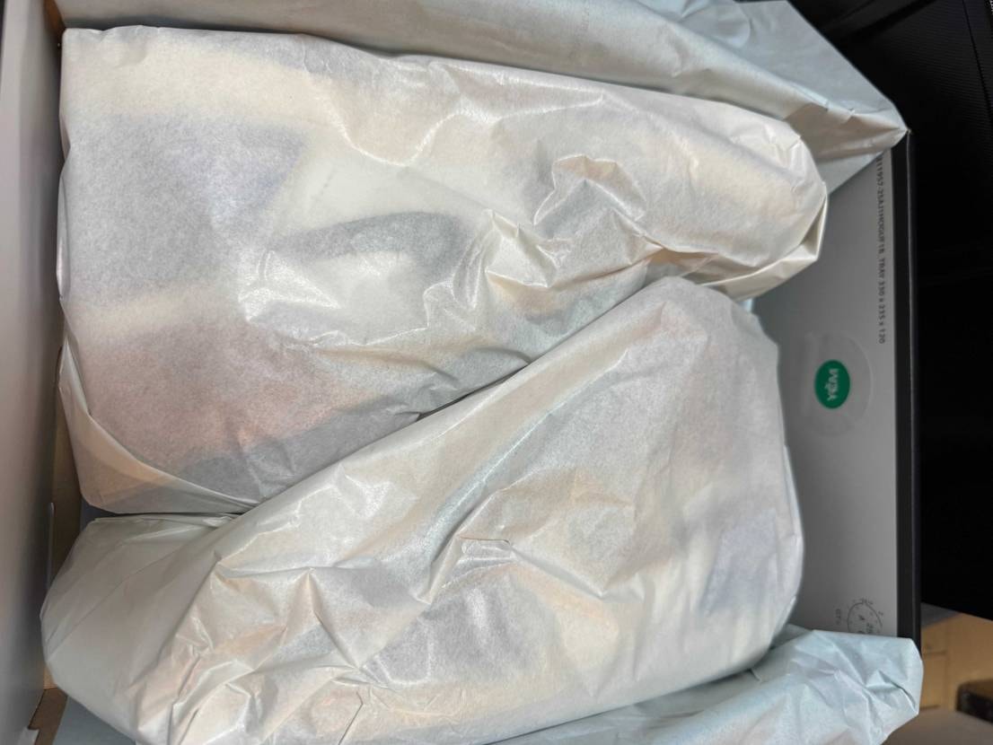 GOT’EMからの到着
エンボスがおかしな事もなかったし、