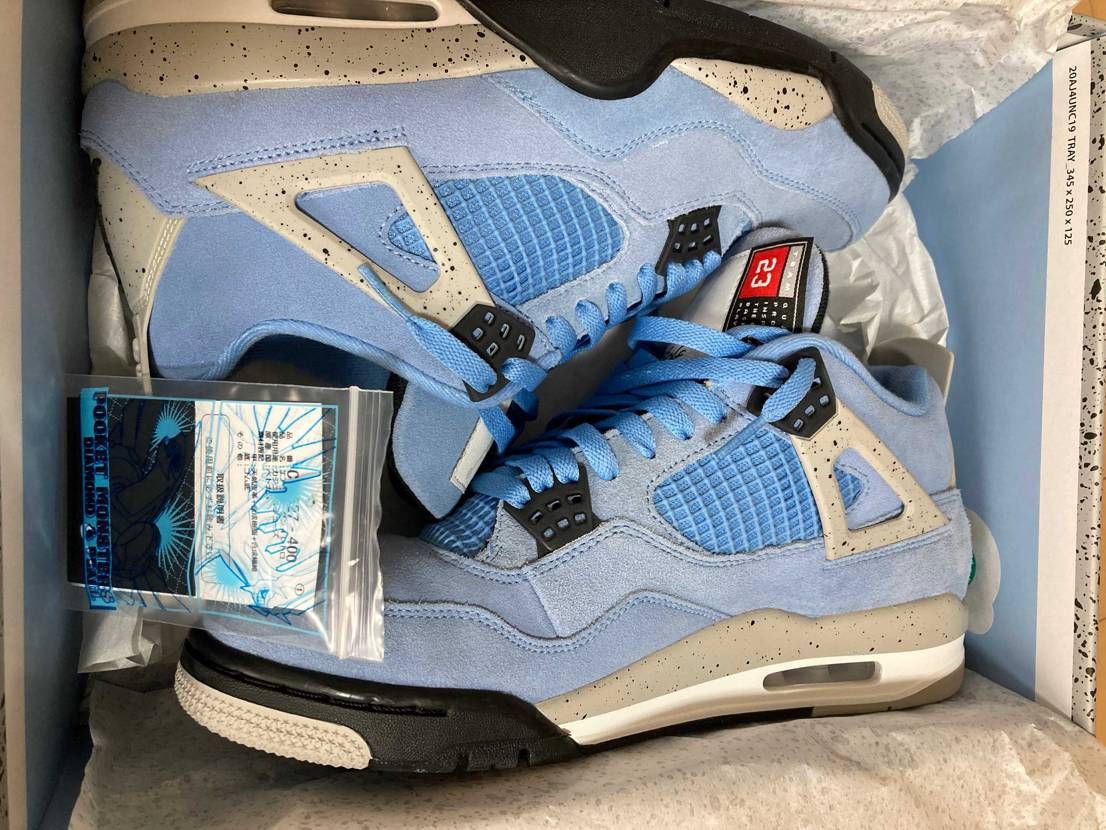 今日aj4ユニバーシティブルー中古28.5をお買い上げ頂いた方、今日発送させて頂