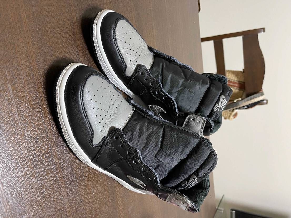 某フリマサイトで購入しました。隅々まで見なかった自分が悪いん