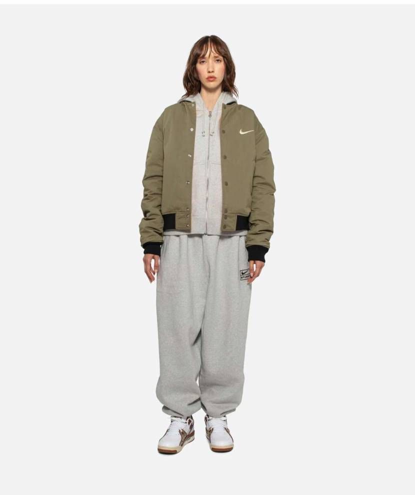 モデル185cmでジャケットMサイズ着用
参考までに
