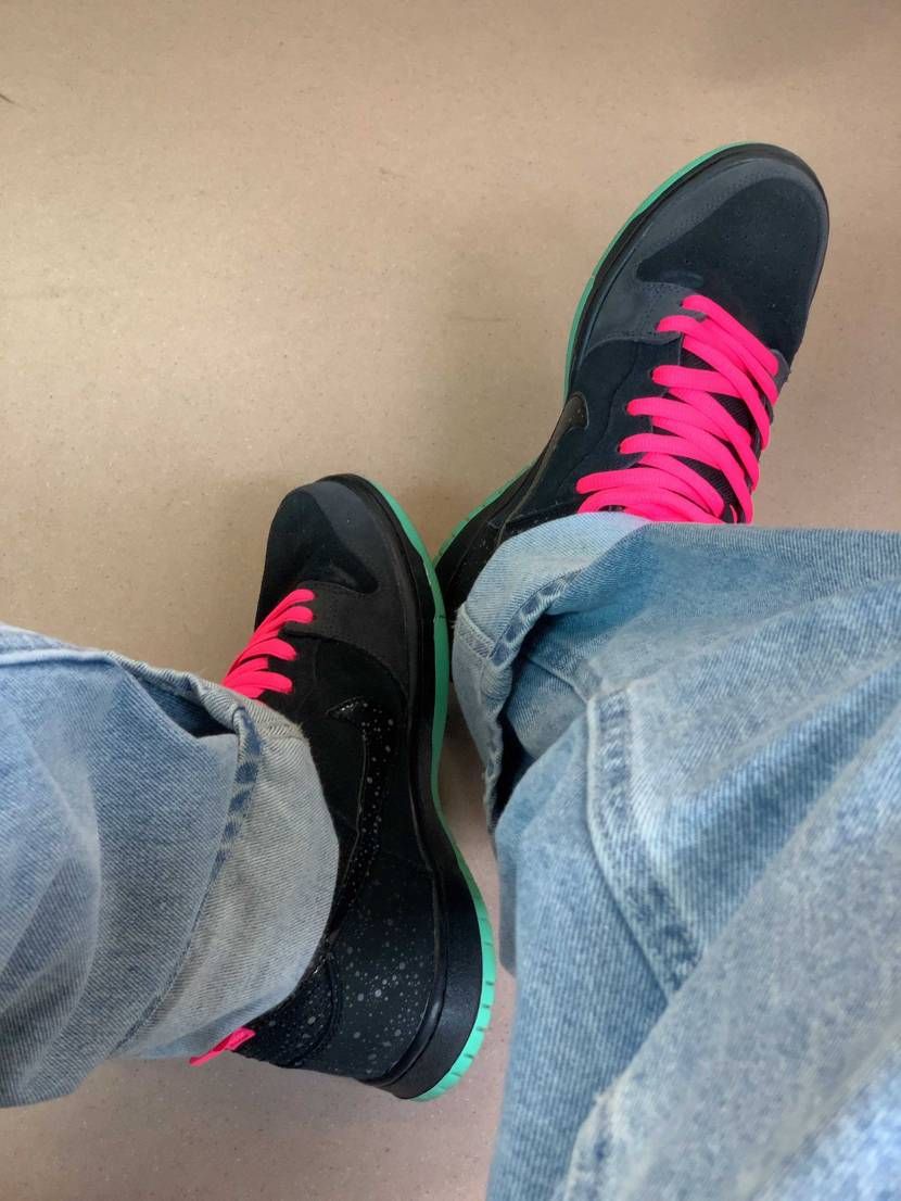 なんだかんだコイツ一番履いてる気がする🙂
足元映えていいし、履いてる人少ないし