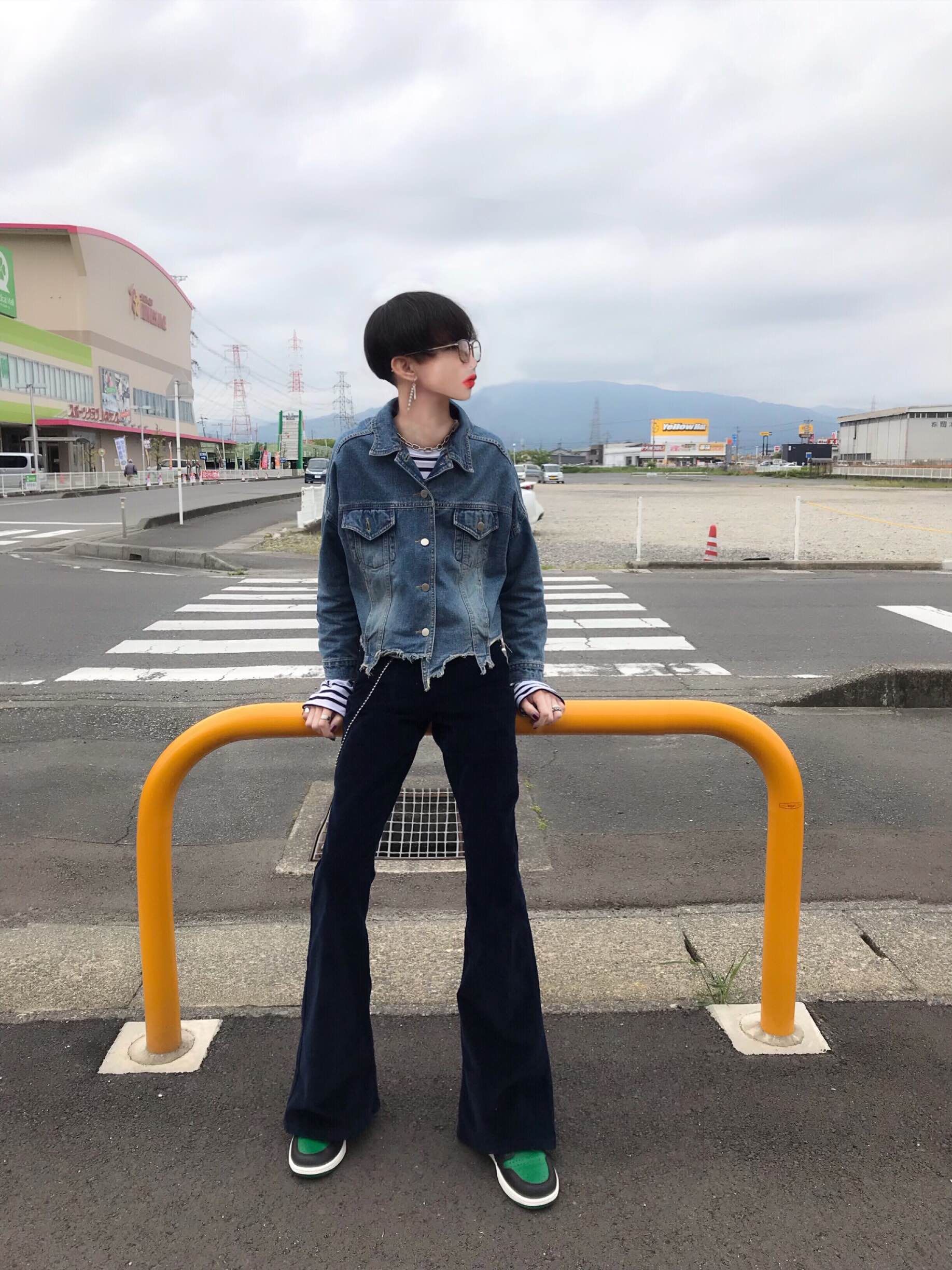 トラヴィスで盛り上がってるとこになんですが
スニーカーを投稿する場所なので