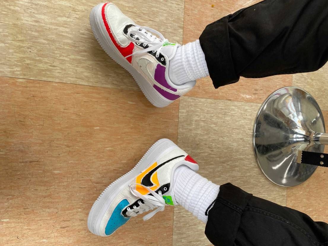 AF1 REVEL をSNKRSにて購入。
数々のスニーカ