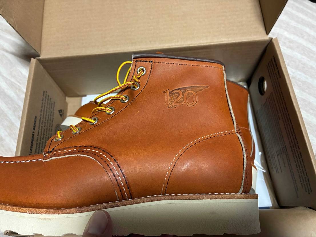 今年最後の1足はレッドウィング875 120周年刻印モデル😆
今月のオンライン