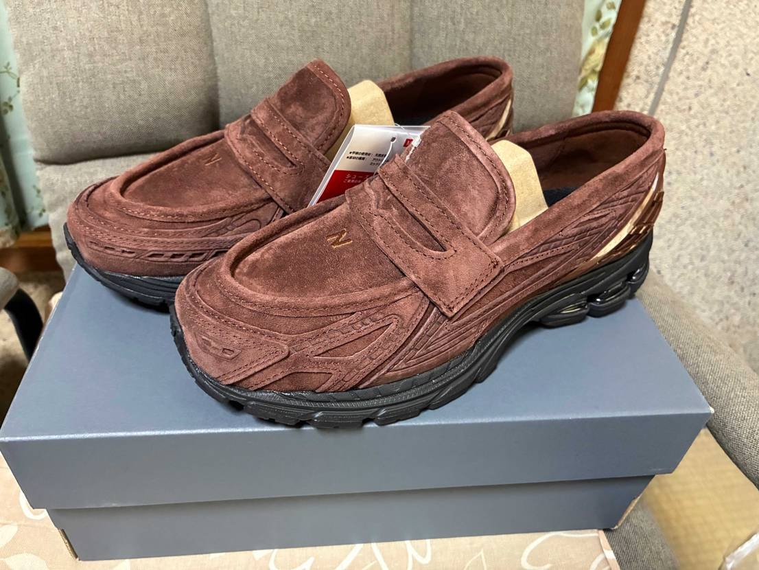 ニューバランス　1906L リッチオークスウェードを購入しました。クーポンを19