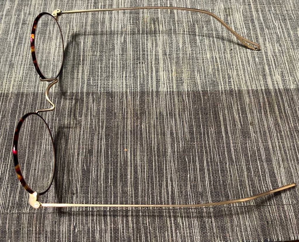 また👓が欲しくなり…
いや〜これまたクラシカルな感じがいい