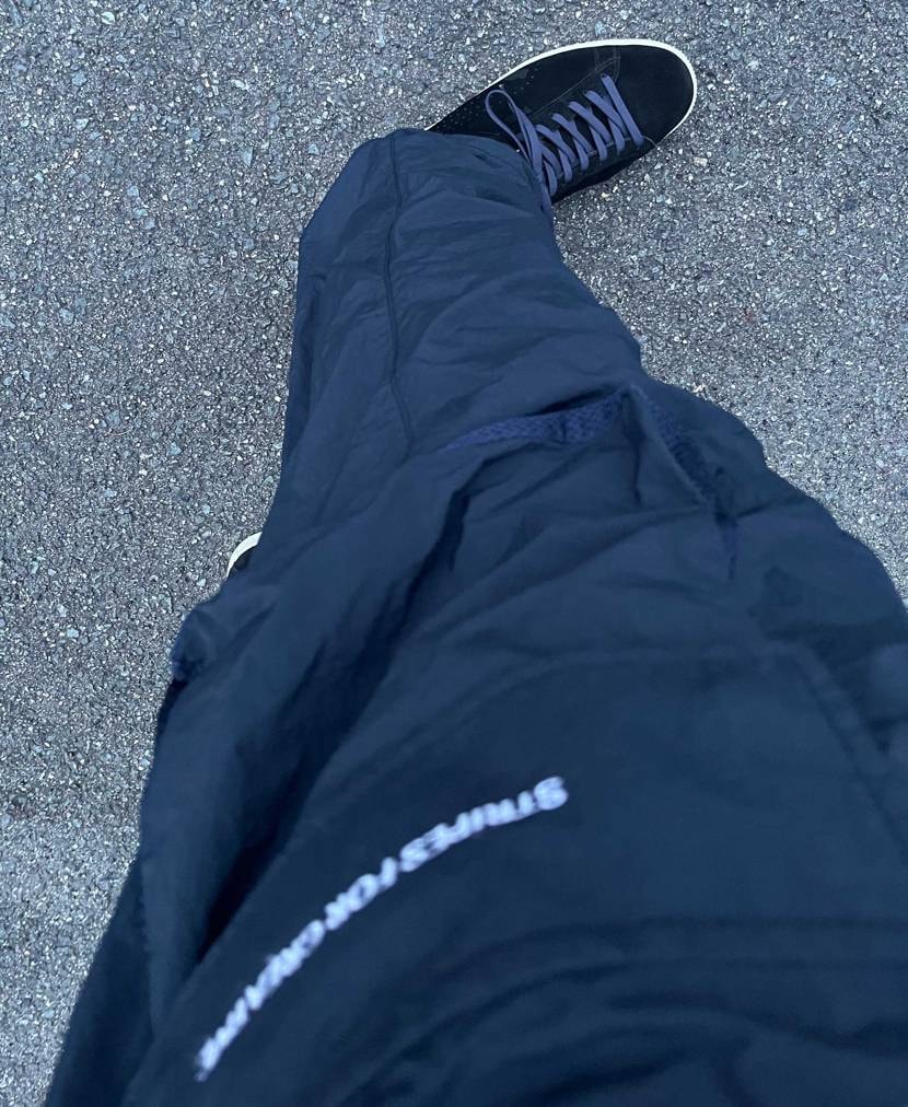 今から子供の送り⚽️でこの👟を

シューレース変えてみたくてやっちゃいました