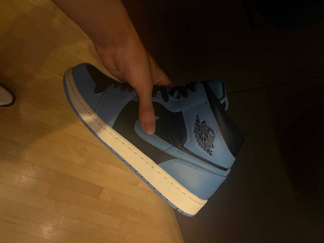 MIDも置いてました！