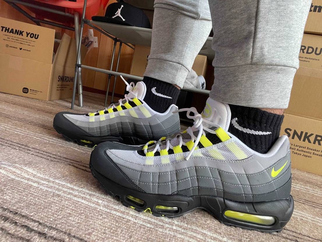 ついに憧れのエアマックス９５‼︎イエローグラデ☆
中学生の