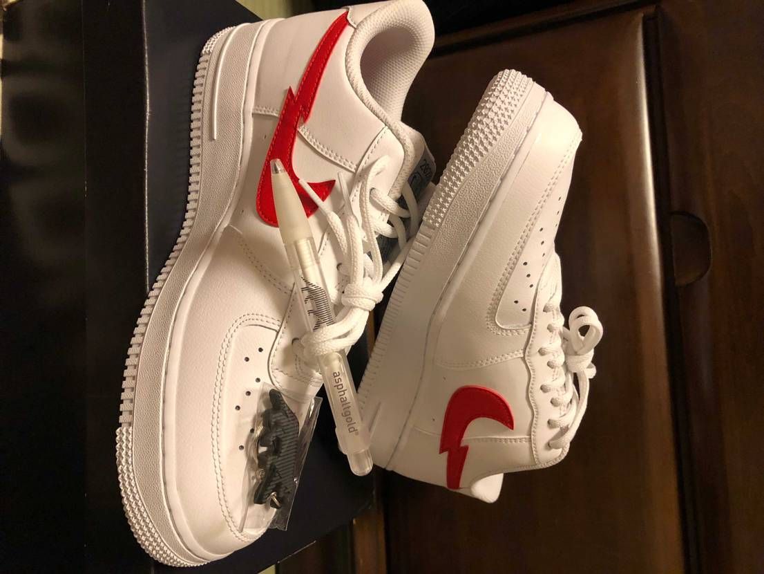 おはようございます。画像が横向きになってしまいますね😅昨日届きましたが、お店のボ