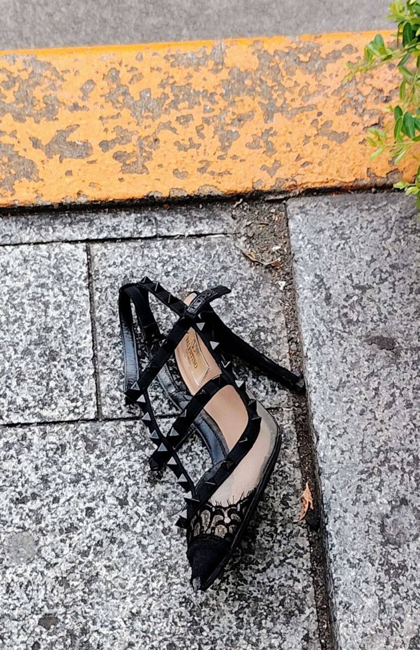 こんにちは🥵
あるものを購入しに銀座へ🏃🚃
足元はLor