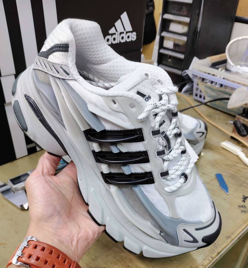 こんばんは、お疲れさまです😊
今日ちょっと肌寒いですがやっと秋らしくなりました