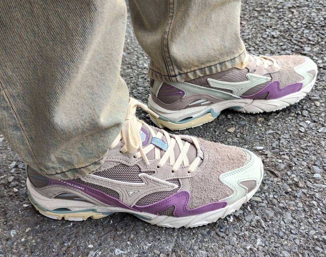 こんばんは🌃
今日は原宿９５で賑わってますね👟

昨日