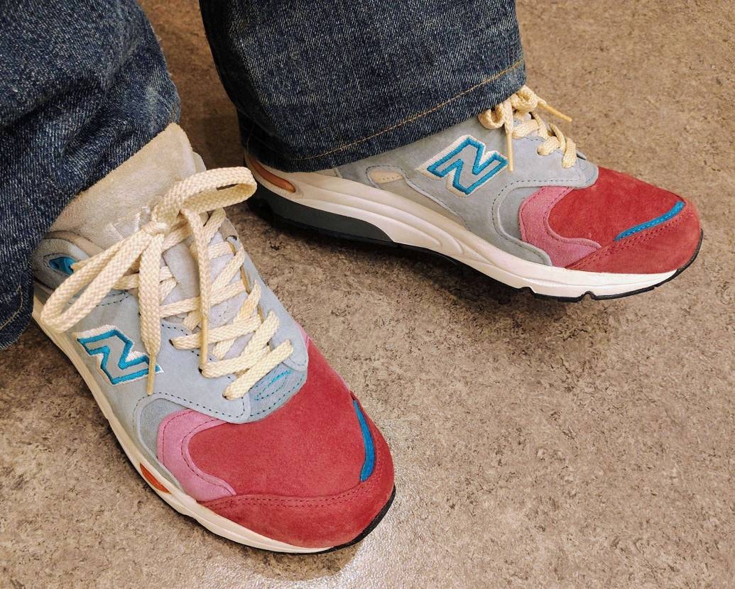 こんばんは🌃
今更ですが1128の日はKITH×1700を履きました👟
あと