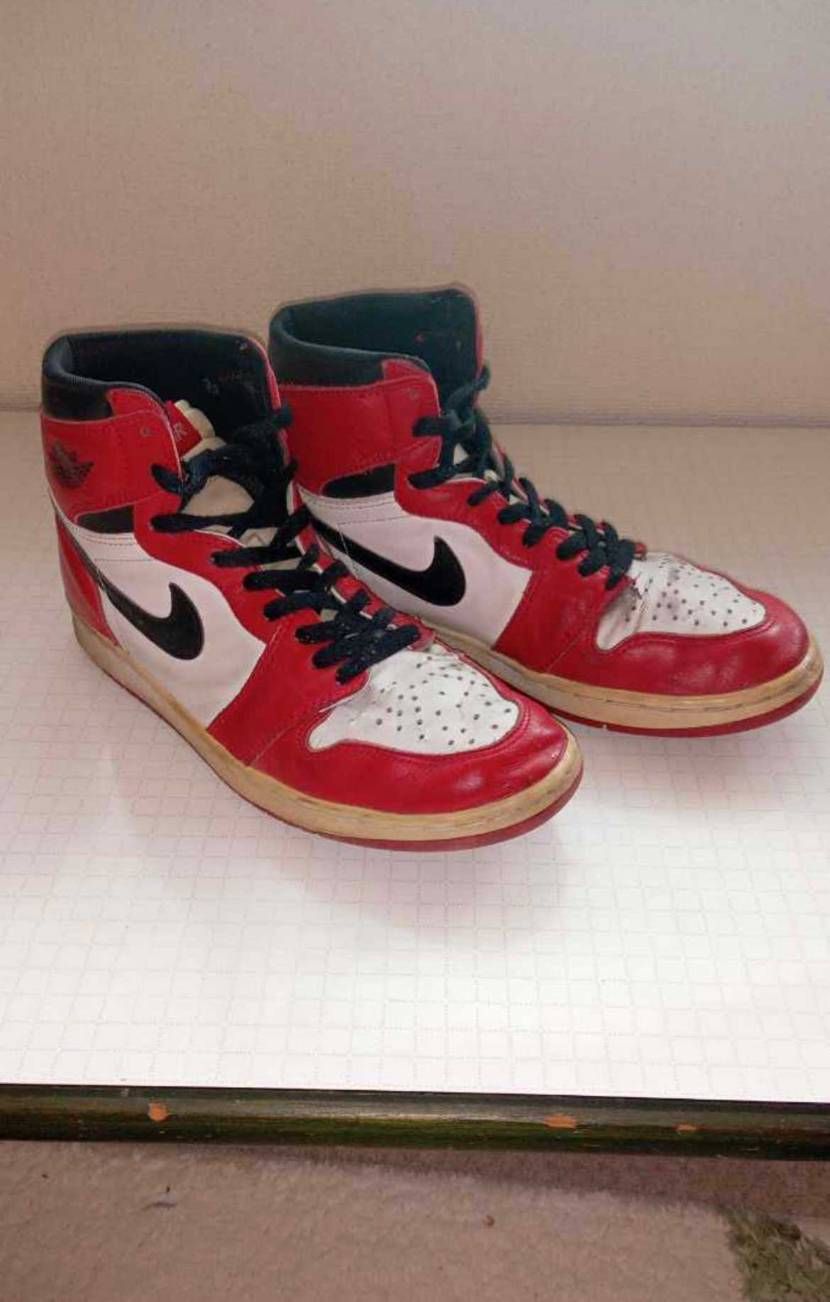 ジョーダン1シカゴ1994スニーカーを出品致しました。サイズは27.5中古で販売