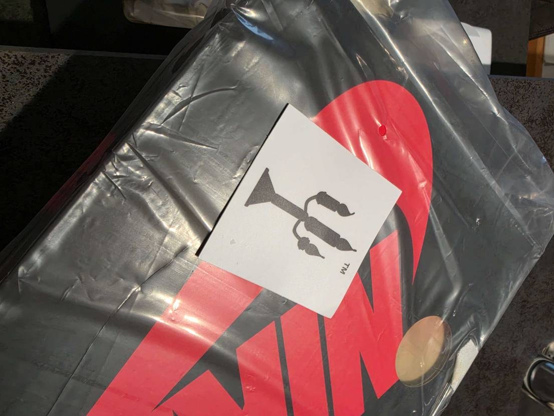 今朝、アメリカから着弾しました☺️

箱も綺麗でよかった！