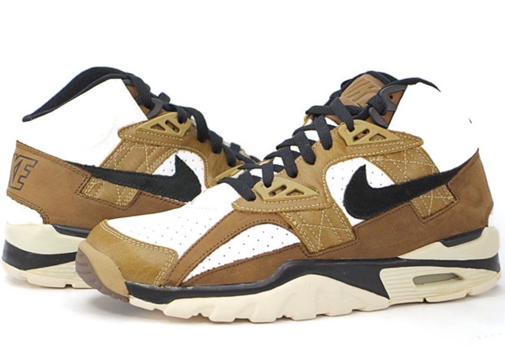 ココは9割以上NIKEコミュニティで、今日の大型コラボやハイ