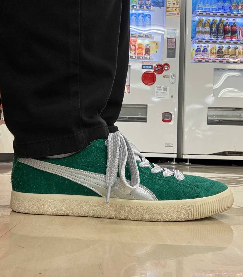 今日スニ

付属の極太紐 like きしめん on the CYH

#