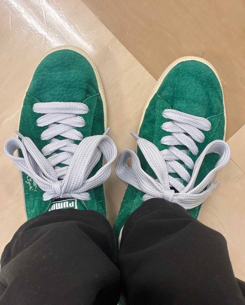 今日スニ

付属の極太紐 like きしめん on th