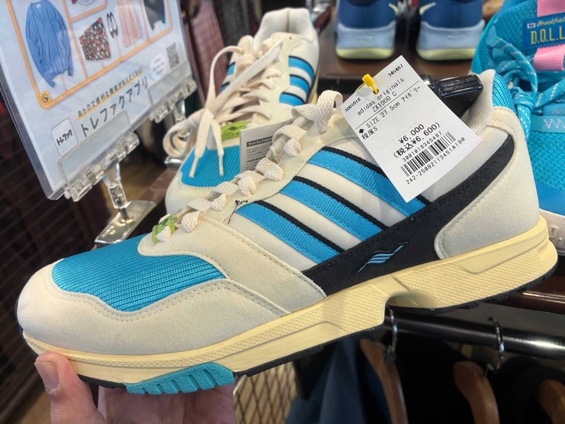 紙タグ付き　お得だ値

ここのトレファク、未使用のZXシリーズ(しかも9.5