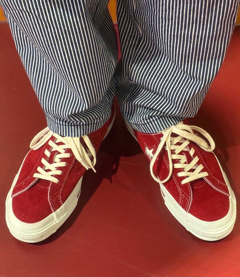 トゥデイズキックス

赤床に赤スニ

#2足買い#hconverse