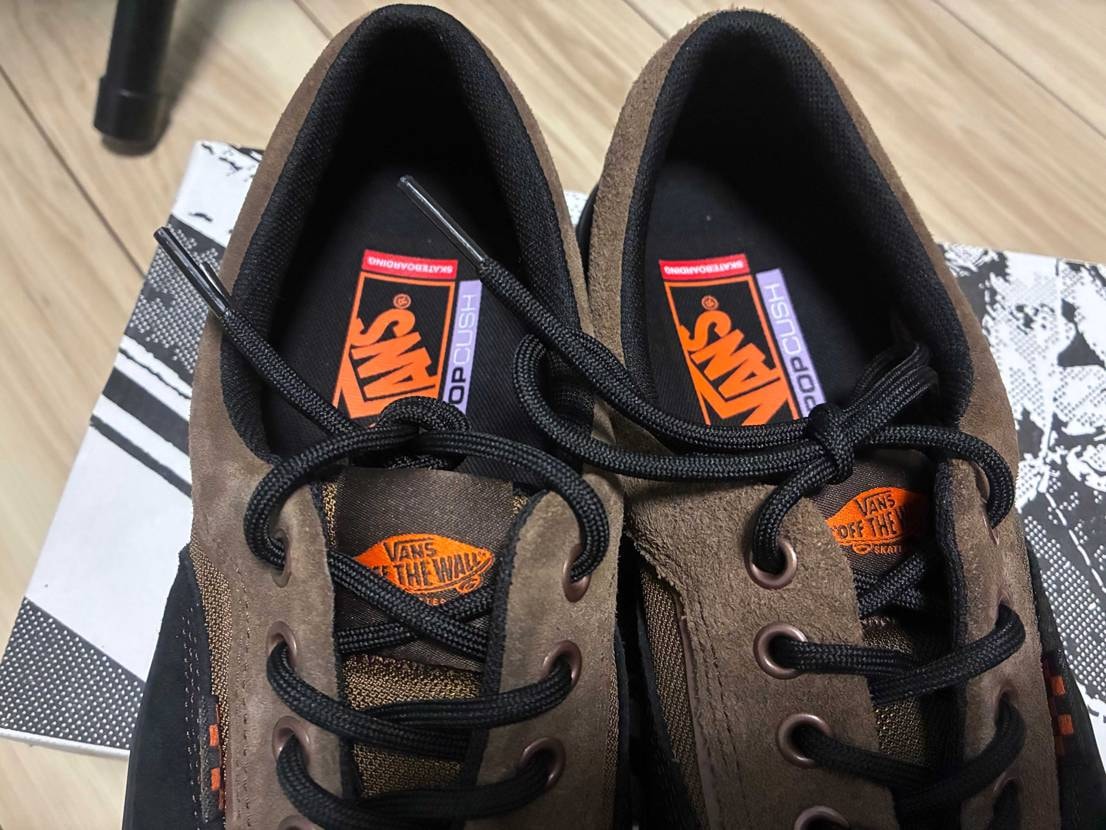 なんとか店舗でゲト

配色、素材ともに良スキーム

