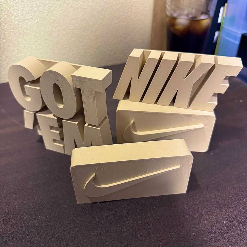 弟が3Dプリンターを買ったらしく、練習がてらいろいろ作ってみたからこれどうぞって
