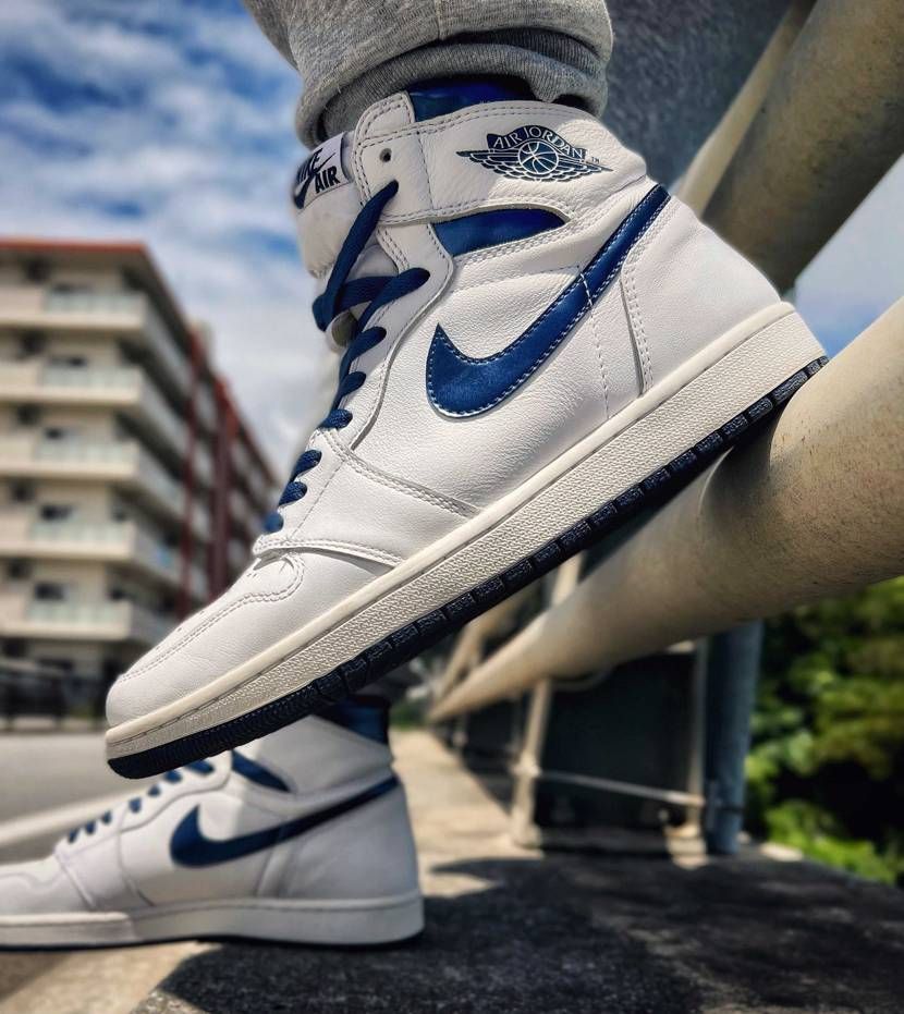 Metalic Navy 1's