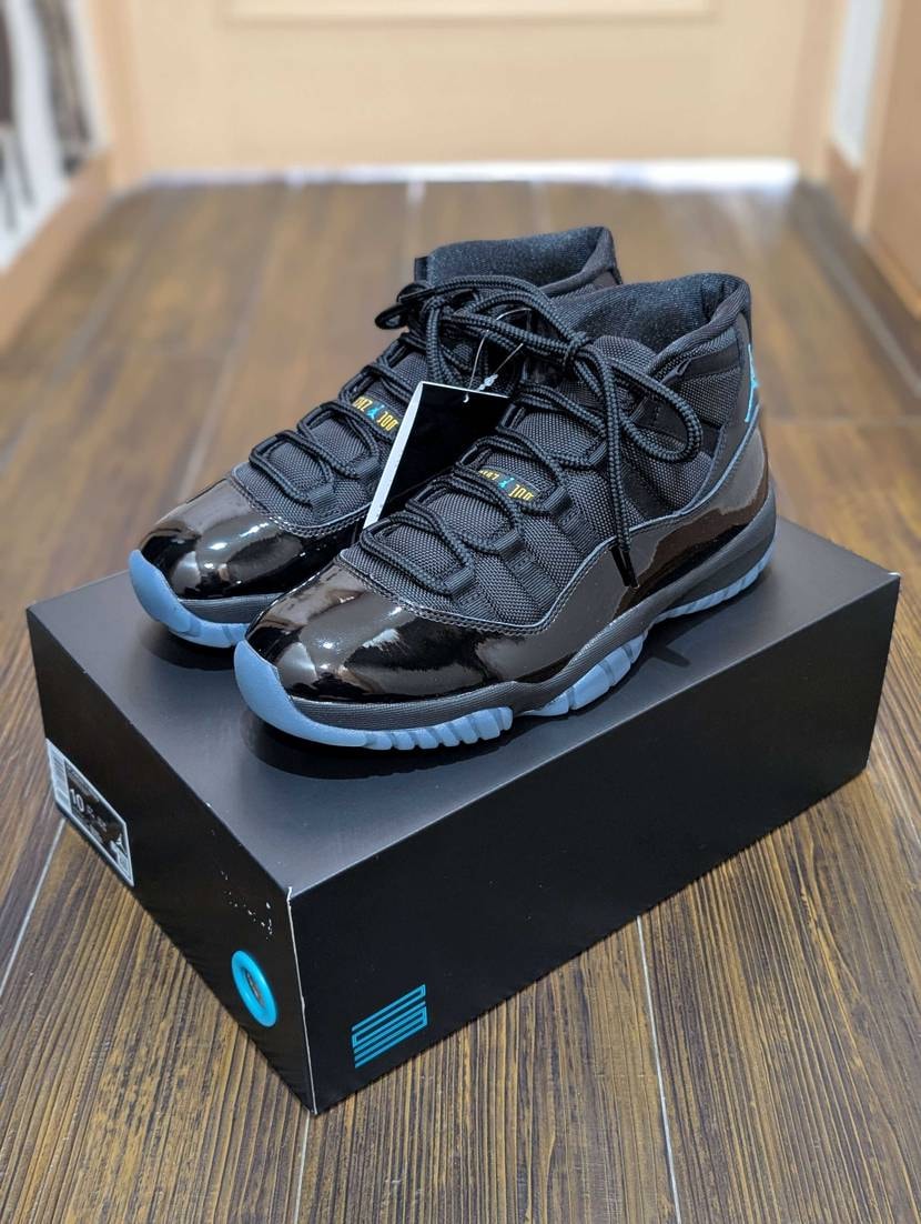100万足との爆量とウワサだった、AJ11ガンマブルー👟
Forget-me-