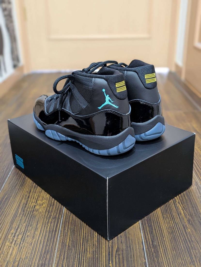 100万足との爆量とウワサだった、AJ11ガンマブルー👟
