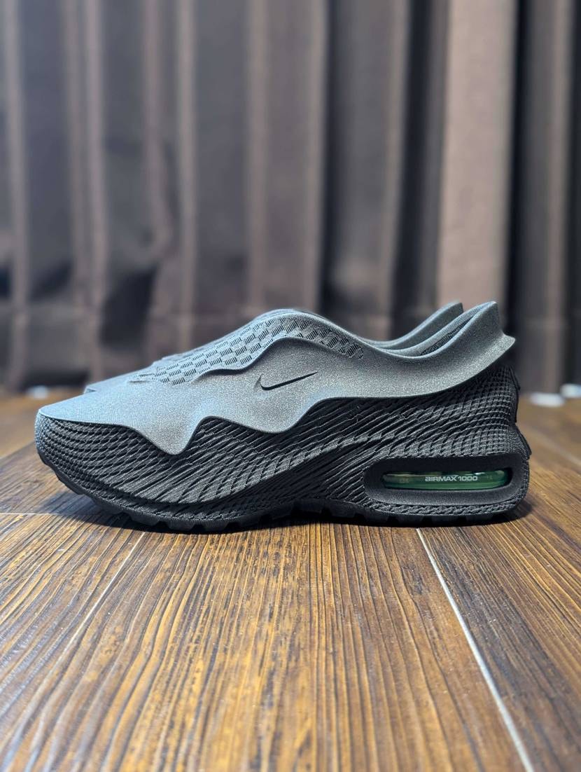 世界限定300足‼️‼️‼️

Nike Air Max