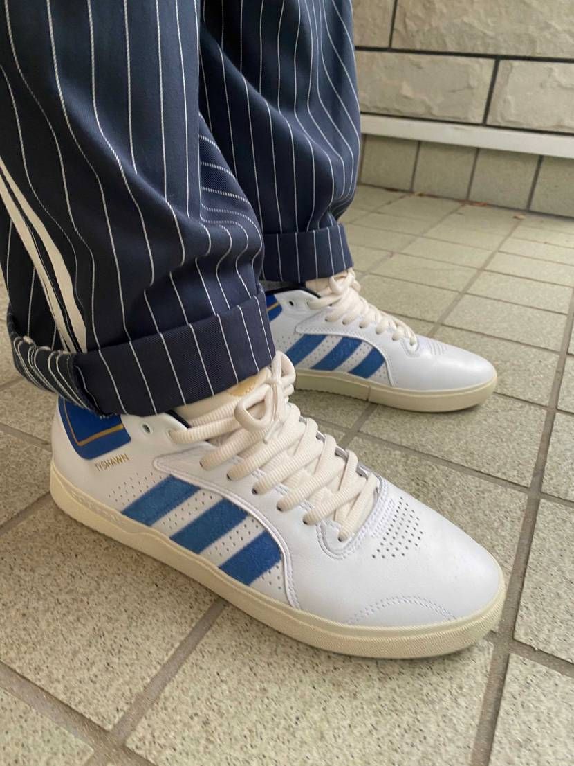 最高です、もう一足欲しい
ローカットでも同じカラーリング出ないかな