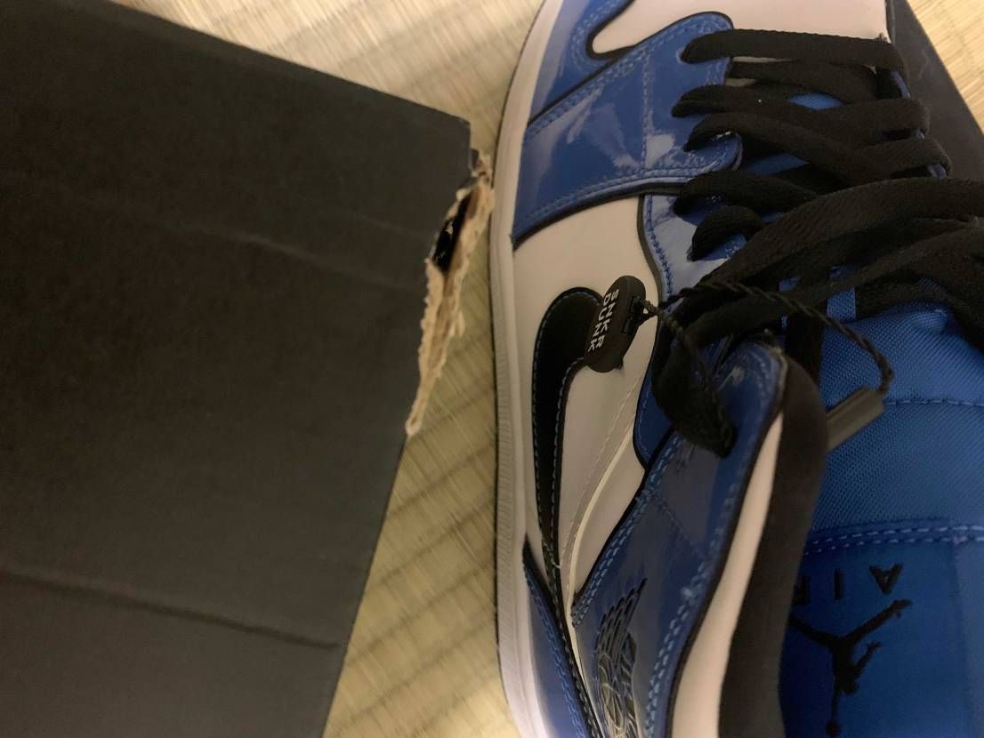 中古で勝手みたけど
こんなことある？汗
明日　1万で売っ