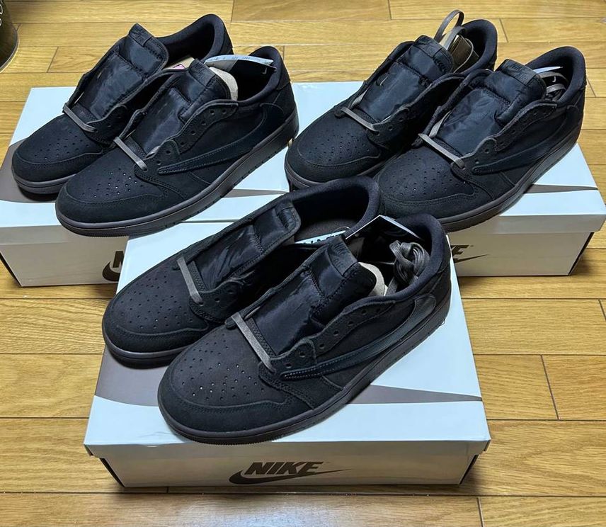 travisはハイカットのダークモカ以来の定価GOT'EM!!
1足買うのでも