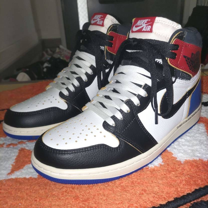 社外のシューレースに交換🙌