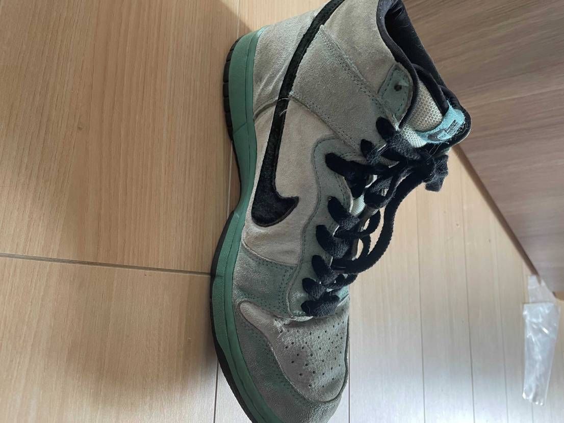 汚れて来たけど、この色、形が今でも好き❤
どなたか、このDUNKの名称、知って