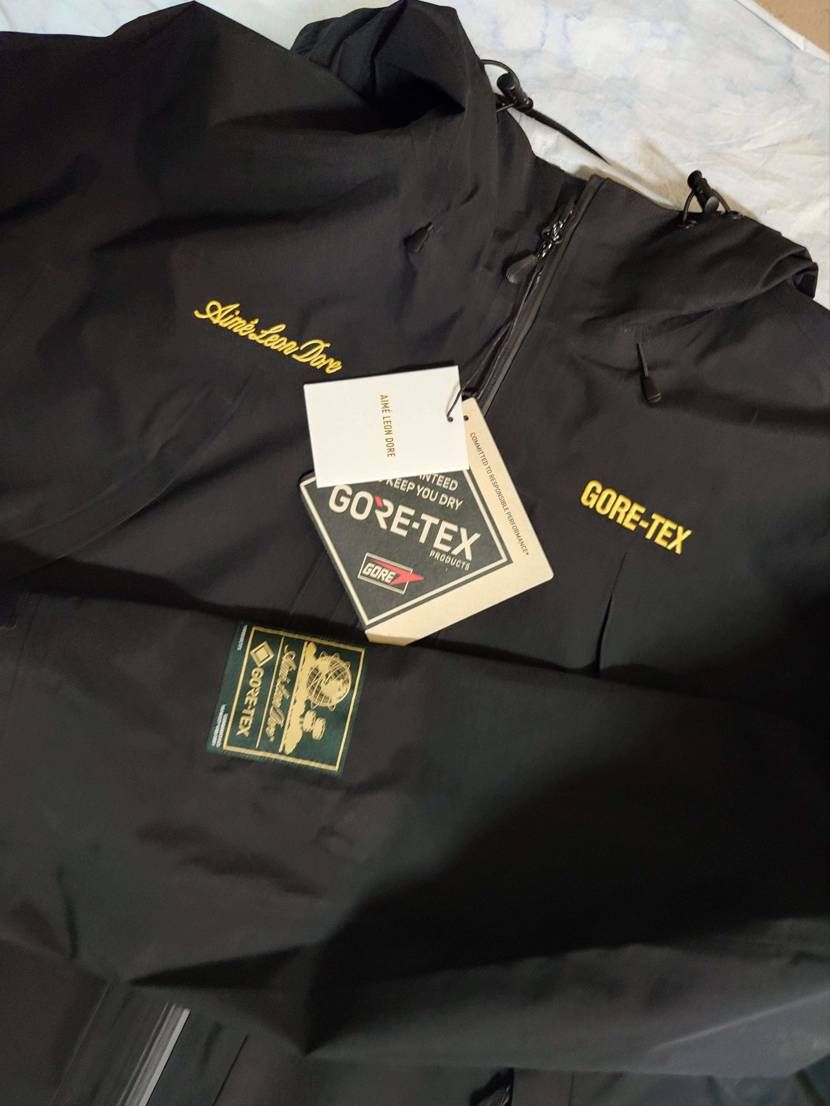 エメの goretex 24AW　届きました！最高にかっこいいし丈短めやしむっち