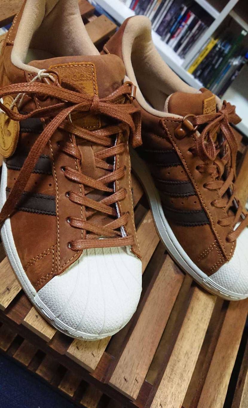 ヴィンテージショップで見つけたSUPERSTAR
アッパーはヌバック、シューレー